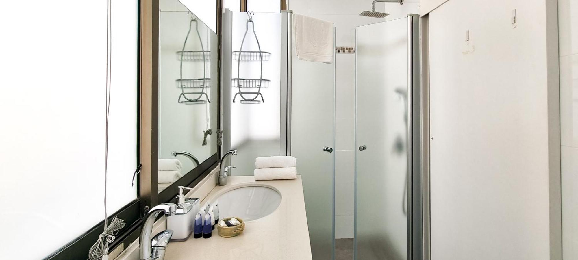 Bnb Israel Apartments - Harav Kook Lilas Tel Aviv Bagian luar foto